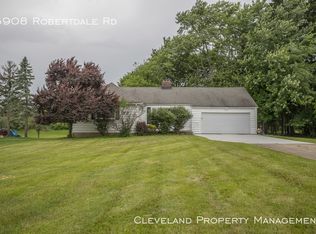 5908 Robertdale Rd, Bedford, OH 44146