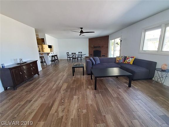 5th image of 1672 Gabriel Dr
