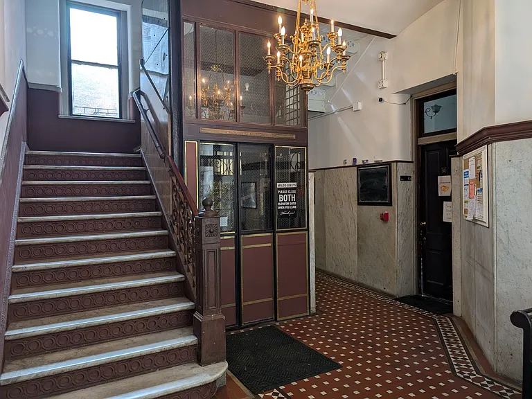 Waldo Apartments — Photo 3