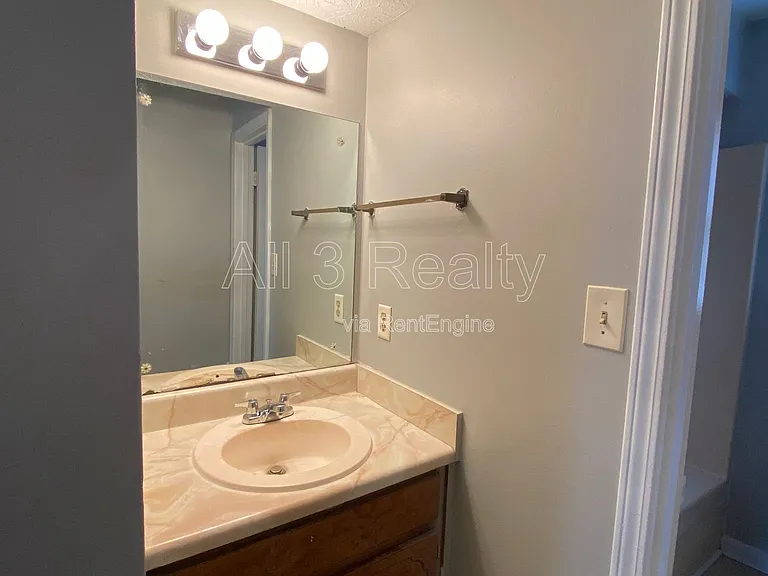 116 Fairhaven Ct #B — Photo 7