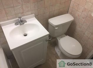 944 N Central Dr, Lorain, OH 44052