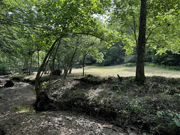 1088 Hull Rd, Patriot, OH 45658