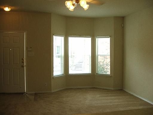 3rd image of 4112 COPANO BAY #4112