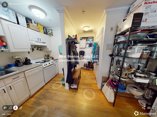 8 Bishop Allen Dr, Cambridge, MA