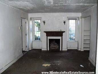 2nd image of 5282 Haverhill St