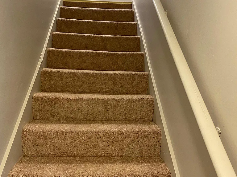 1703 Military Ave — Photo 9