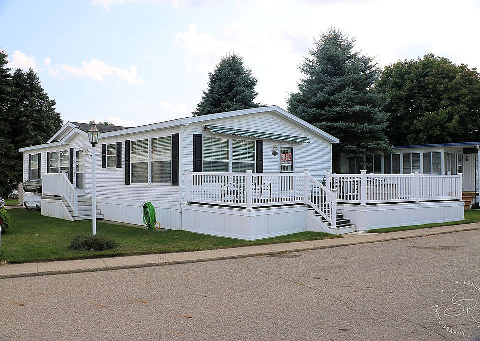 111 Shoreline Dr E, Port Sanilac, MI 48469 Zillow