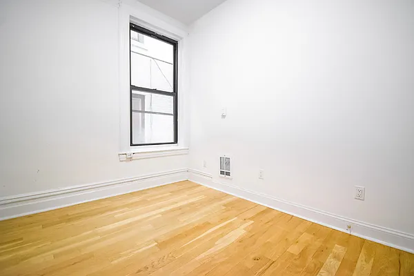 Rented by Skyward | media 31