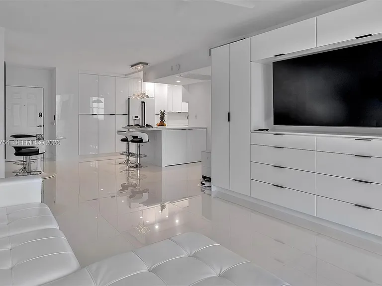 2501 S Ocean Dr #1515 — Photo 9