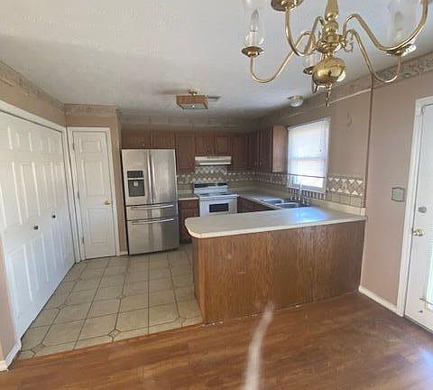5th image of 485 Scottsdale Cir