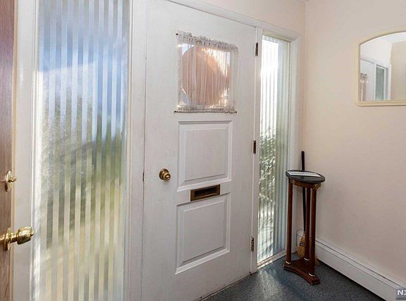 3rd image of 60 Highland Ave