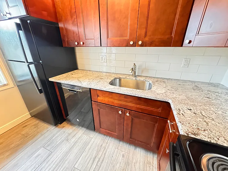 1630 J St #304 — Photo 3