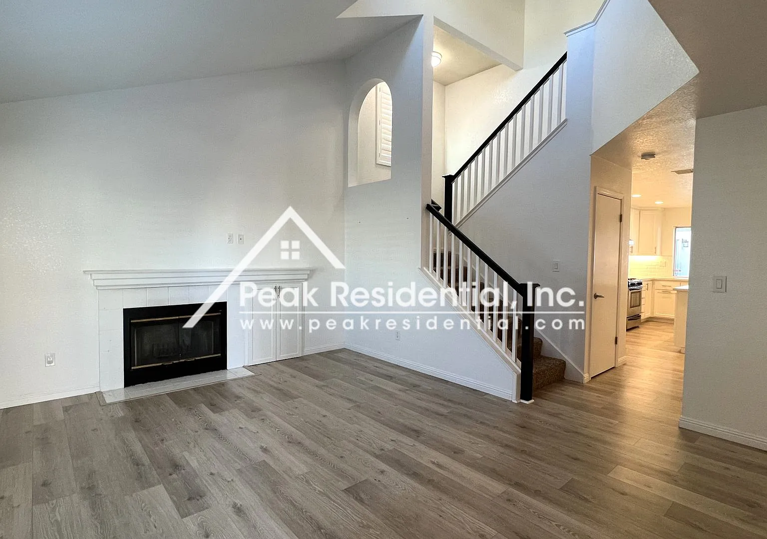 Nice 3bd/2.5ba Elk Grove Home with 2 Car Garage! — Photo 4