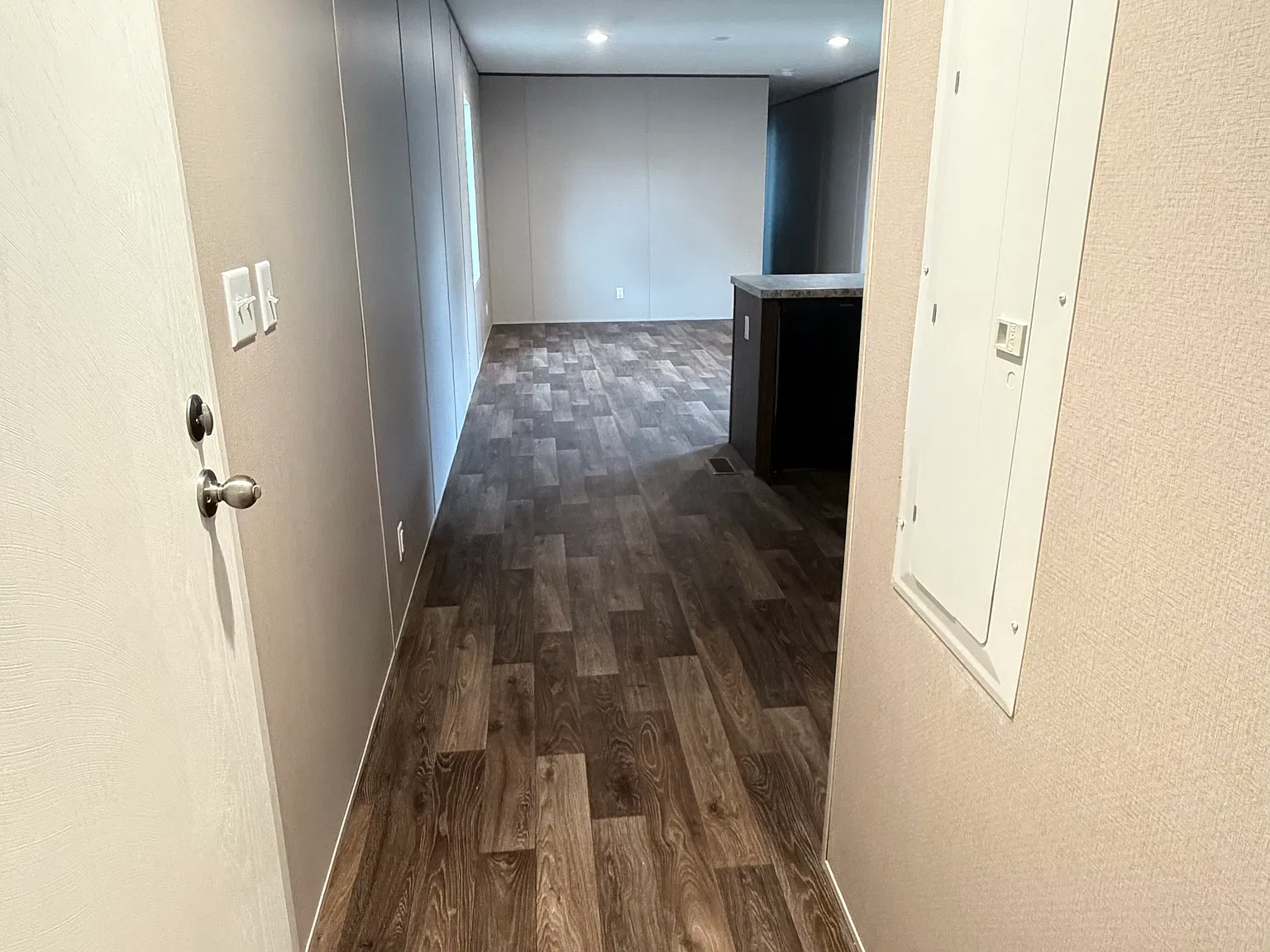 3 bed, $1,300 — Photo 4