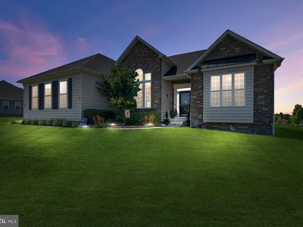105 Granite Ln, Hanover, PA 17331