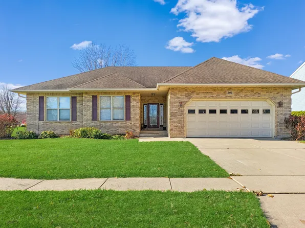 505 Winding Trl, Genoa, IL 60135