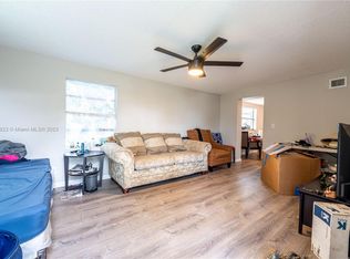 1237 Highview Rd, Lake Worth, FL 33462