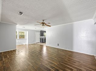 606 Circleview Dr, Mansfield, TX 76063