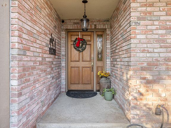 5th image of 3112 E Birch Avenue