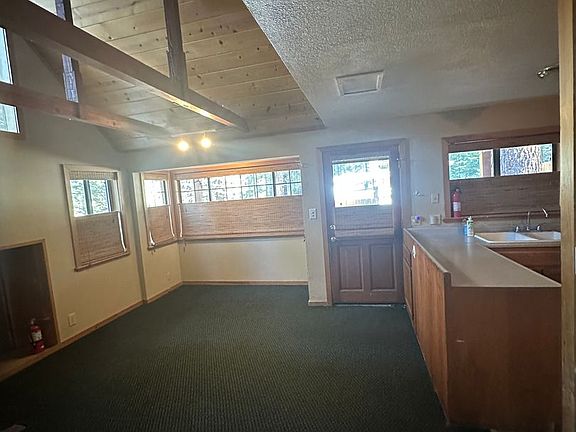 3rd image of 617 Roger Ave