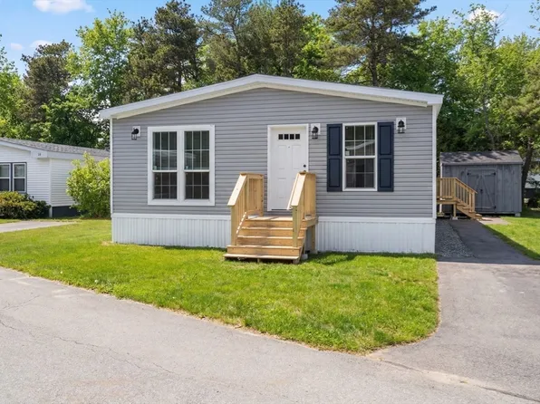 36 Cheryl Ln, Carver, MA 02330