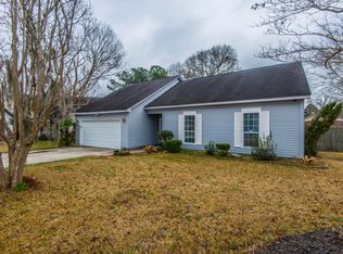8210 Tricorn Ct, North Charleston, SC 29420