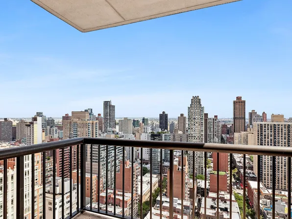 171 East 84th Street image 11 of 16