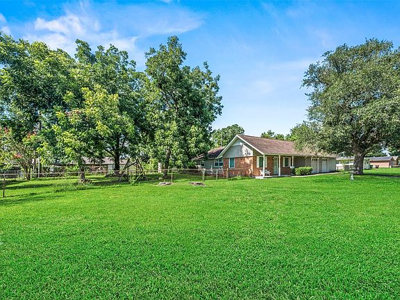 5th image of 613 Grantham Rd