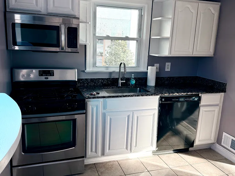 4105 Knowles Ave — Photo 3