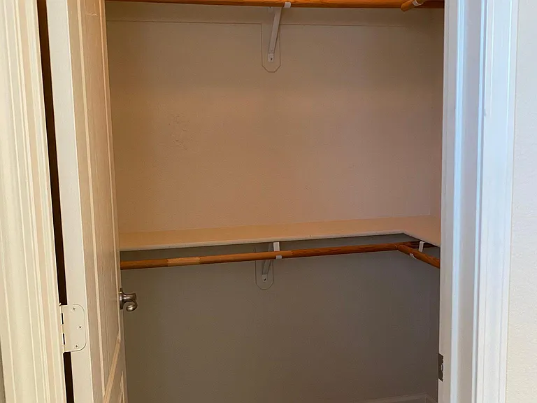 700 Moon Cir — Photo 50