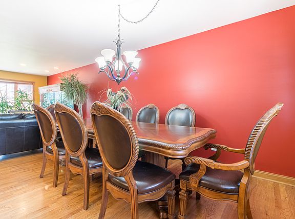 5th image of 1814 N Park Dr