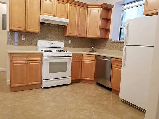 Rented by Azure Realty NY LLC | media 12