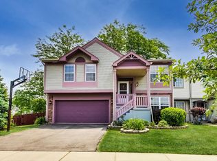 2379 Scott Ct, Round Lake Beach, IL