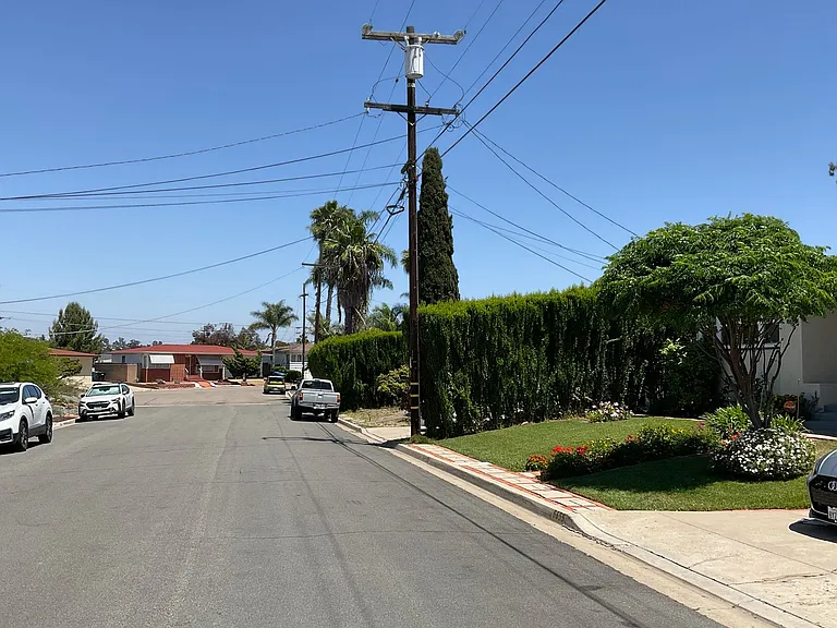 6653 Julie St — Photo 24