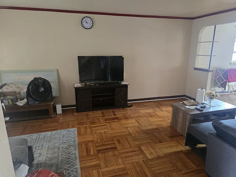 3044 Paulding Ave #2 — Photo 2
