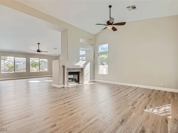 818 Copper Moon Ln, North Las Vegas, NV 89031