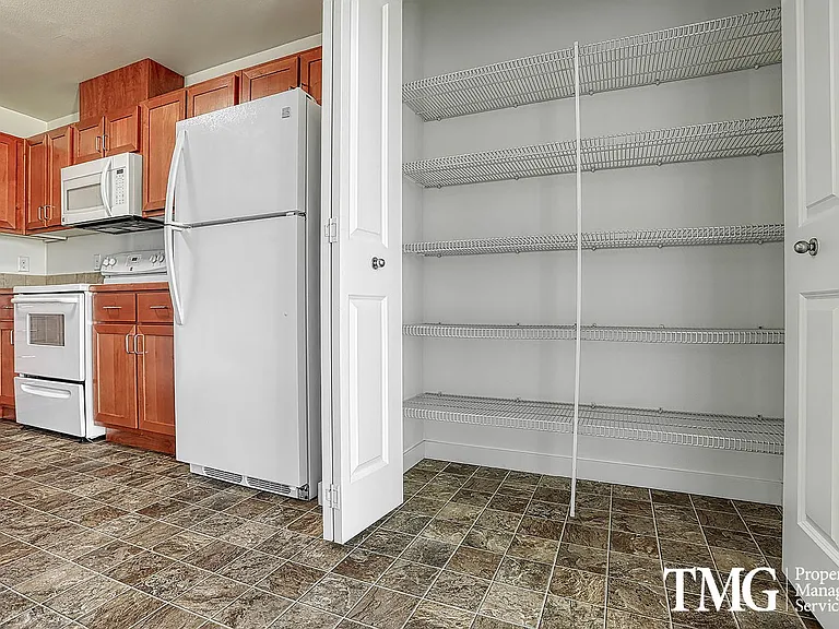 1017 SE 12th Ave — Photo 188