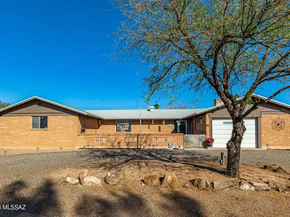 2610 W Aurora Dr, Tucson, AZ 85746