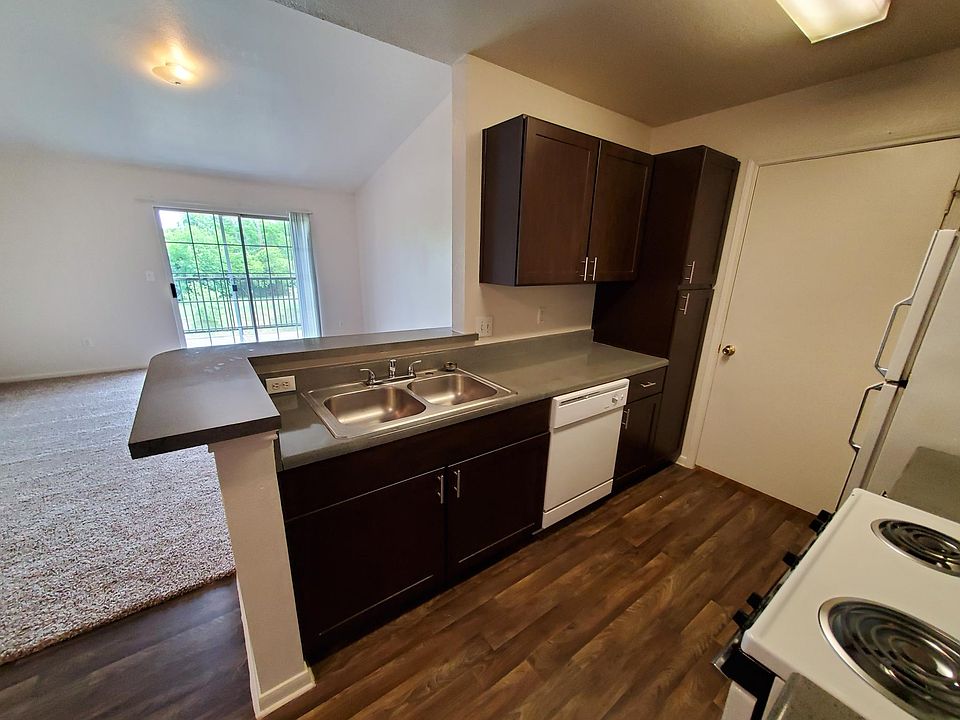 1st image of 705 North St #542