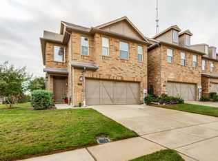 382 Teague Dr, Lewisville, TX 75067