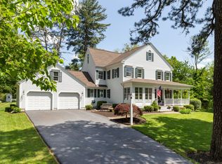 75 Pine Hill Rd, Southborough, MA 01772
