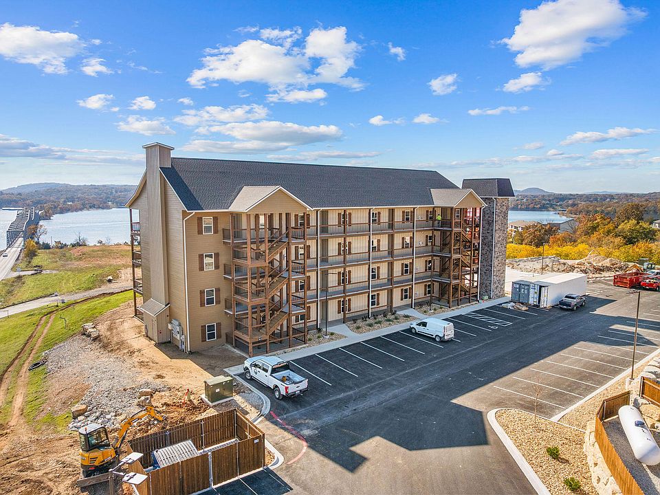 1st image of 74 Bridgewater Loop ##10