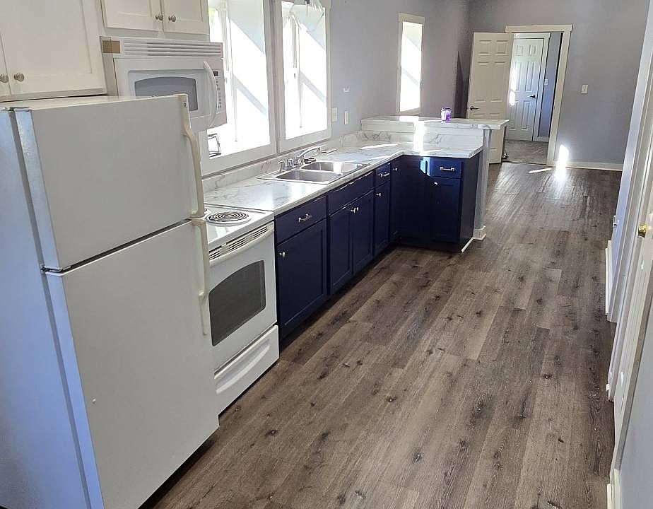 1st image of 426 N 14th St