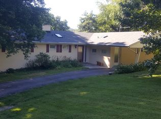 3260 Woodland Dr, Roanoke, VA 24015