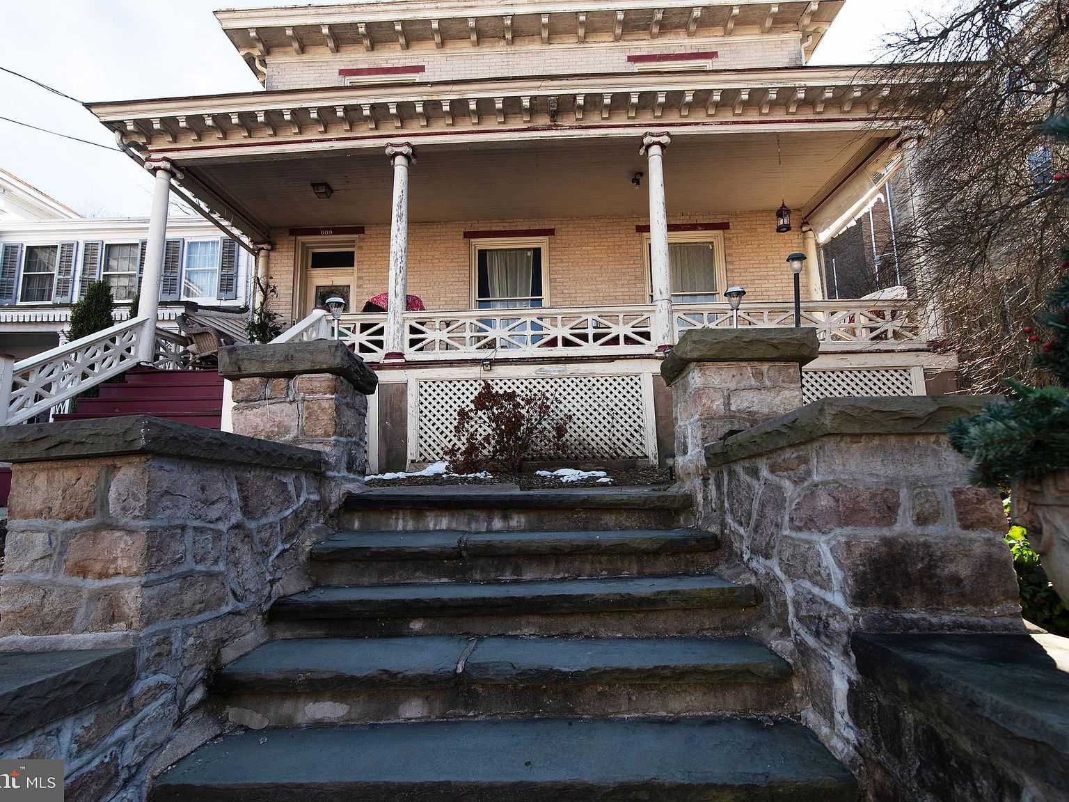 609 Mahantongo St, Pottsville, PA 17901 Zillow