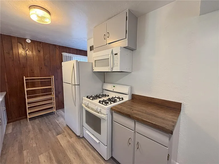 3395 Logan Ferry Rd — Photo 11