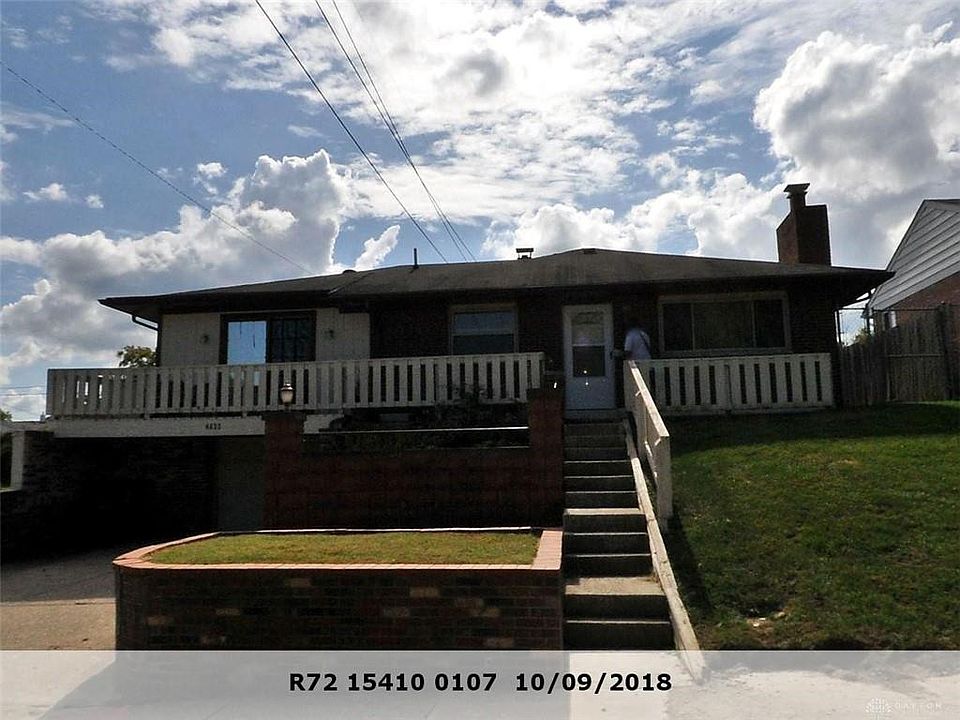 2nd image of 4632 Burkhardt Ave