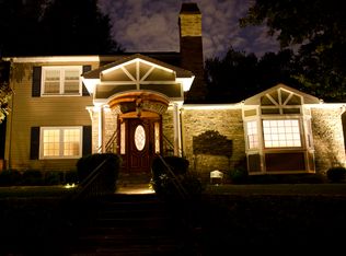 8418 Lynwood Pl, Chevy Chase, MD 20815