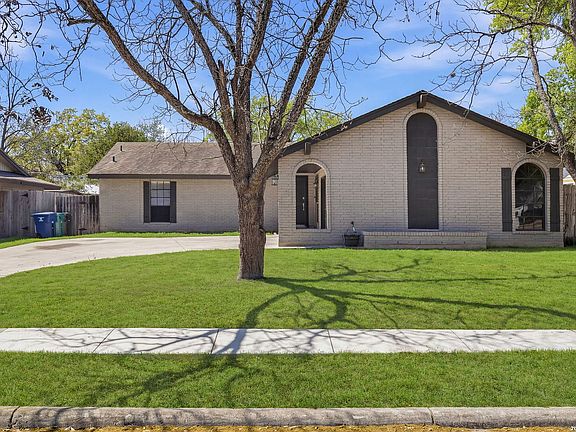 2nd image of 12707 La Quinta