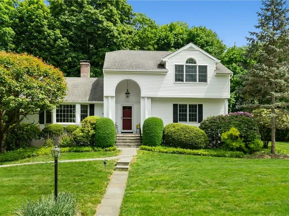 71 Poillon Drive, Chappaqua, NY 10514